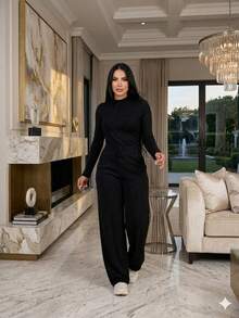 Women's Lanzinha Set - Wide-Leg Pants - Winter Fashion - Cold Weather - Wide-Leg Pants With Long-Sleeved Blouse - Black - View 2