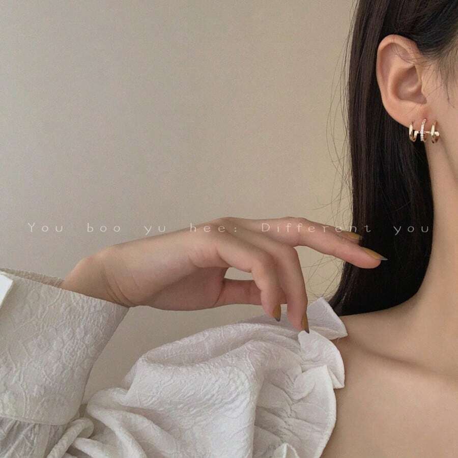 JOJELOO 1 đôi khuyên tai vòng hở 3 lớp, mạ vàng với điểm nhấn pha lê lấp lánh, kiểu dáng hình học tối giản, thiết kế kẹp tai thời trang dành cho nữ, phù hợp đeo hàng ngày và dự tiệc. - Vàng - Xem 1