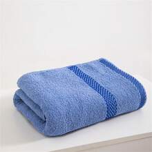 Toallas Las toallas de baño de algodón puro, en juegos, son una opción esencial para las familias y una de las mejores alternativas para hoteles. Son suaves, delicadas con la piel y muy absorbentes. - Azul - Ver 4