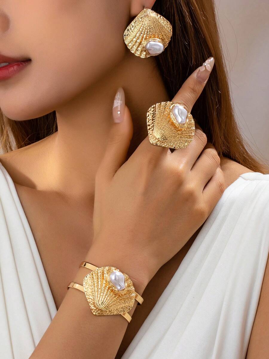 1 chiếc nhẫn ngọc trai và vỏ sò không đều, độc đáo, thời trang lấy cảm hứng từ đại dương, phù hợp cho nữ giới đeo hàng ngày, đi nghỉ mát, đi biển và dự tiệc. - Vàng - Xem 1