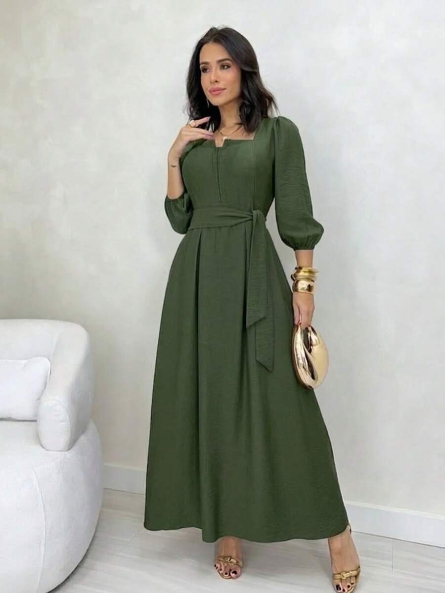 Mirella Long Dress • Winter Style • Square Neckline With Unique Front Opening And Buttons • 3/4 Puff Sleeves With Elastic • Adjustable Belt • Defined Waist • Flowing A-Line Silhouette - 墨綠色 - 查看 1