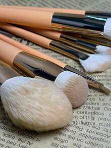 GFYICAI Large Powder Brush, High-End Durable Makeup Brush (For Pressed Powder And Loose Powder), Contouring, Highlighting, Setting, Diffusing, Concealing, And Blush, Vegan And Cruelty-Free - Coral Orange - View 7