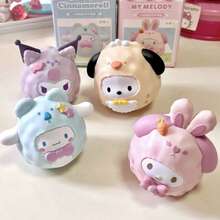 SANRIO 盲盒 - 官方授权可爱收藏桌面摆件，拥有栩栩如生的眼睛和表情，柔和的马卡龙配色（粉色、黄色） - 采用耐用PVC材质，适合家居/办公装饰 - 粉丝最佳礼物 - 随机角色 - 彩色 - 查看 5