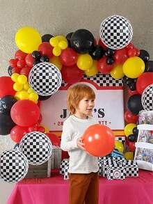 2/4/6 piezas Globos de coche de carreras a cuadros de aluminio, globos de coche de carreras a cuadros de 22 pulgadas 4D, globos a cuadros blanco y negro, decoraciones de fiesta de cumpleaños con tema de coche de carreras con cintas negras, adecuado para decoración de fiesta con tema de coche de carreras, baby shower - Multicolor - Ver 9