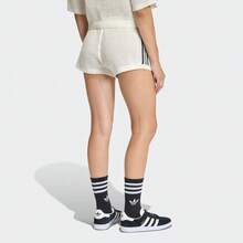 Adidas Originals 女士钩针短裤 KC6477 - 白色 - 查看 3