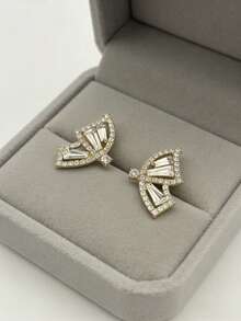 1 Pair Classic French Minimalist Fashion Butterfly Stud Earrings - Multicolor - View 4