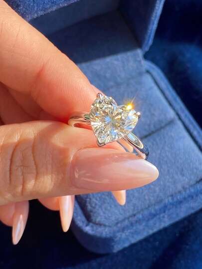 1 Quilate Anillo de Plata de Ley 925 con Forma de Corazón, Adecuado para Uso Diario y Accesorios de Fiesta de Mujeres, Anillo de Señora de Alta Calidad, Regalo de Joyería Exquisito