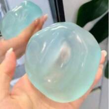 1个可塑性慢回弹蓝色椰子油手工捏捏球，6厘米圆形，麦芽减压捏捏玩具，适合作为节日礼物、趣味可爱礼物、生日礼物、复活节礼物、万圣节礼物、圣诞节礼物、派对礼物。 - 彩色 - 查看 10