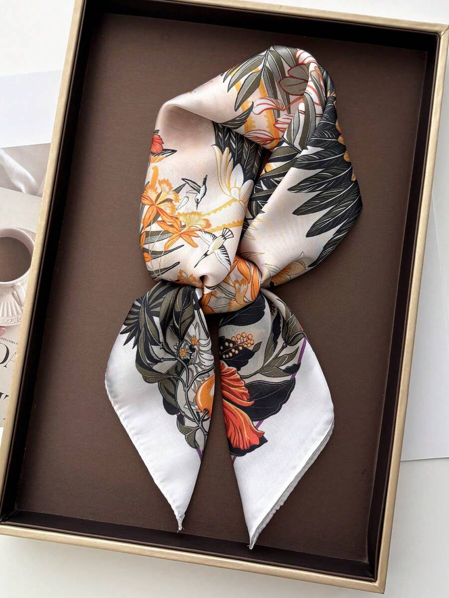 1条70*70厘米方形真丝印花围巾，时尚头巾/领巾/披肩，女士适用 - 米色 - 查看 1