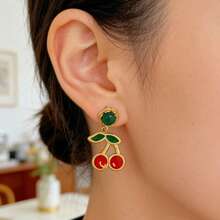 优雅樱桃耳环，时尚百搭的奢华耳环 - 金色 - 查看 5