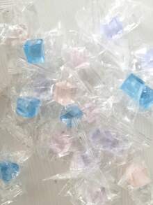 2/4/6/8/10/15/20/25/30块装橡胶果冻块，成人趣味玩具，万圣节和生日礼物的理想之选，礼品袋填充物 - 彩色 - 查看 18