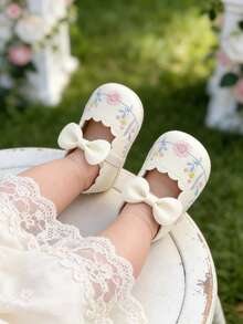 Infant Girls Floral Embroidered Mary Jane Shoes, Soft Non-Slip Sole Crib Shoes, Cute Bow & Scalloped Edge Infant First Walkers For Spring Summer - White - View 4