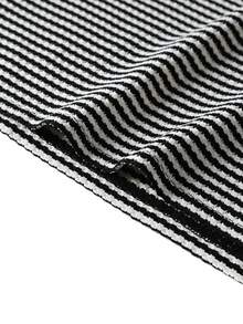 1 chiếc áo thun nam tay ngắn kẻ sọc phối màu jacquard, kiểu dáng ôm sát cổ tròn, mẫu mới mùa hè. - màu đen - Xem 8
