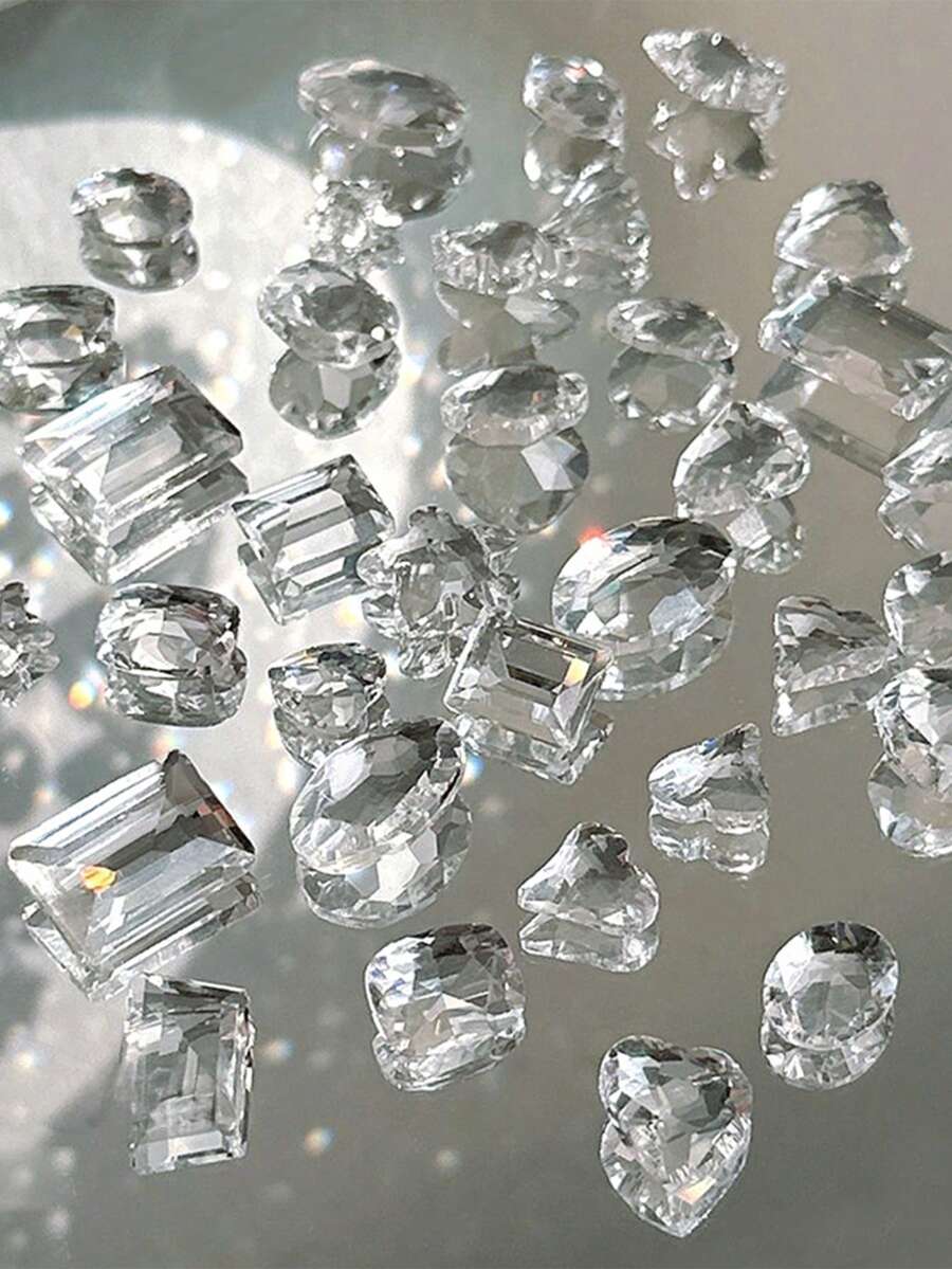 35颗透明美甲水钻，白色水晶尖底大钻，冰白裸钻，超闪亮冰晶弯心美甲钻，美甲配件，美甲用品