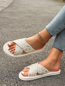 2026 Sandalias planas de dedo abierto casuales con tiras cruzadas, adecuadas para todas las estaciones - Dorado - Ver 4