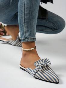 Breezelady Women's Spring/Autumn Korean Style Pointed Toe Light Blue Bowknot Vertical Striped Design Versatile Plus Size Flat Slip-On Mule Slippers, Casual & Slouchy Style, Fashion Indoor/Outdoor Leisure Home Slippers - 藍白色 - 查看 4