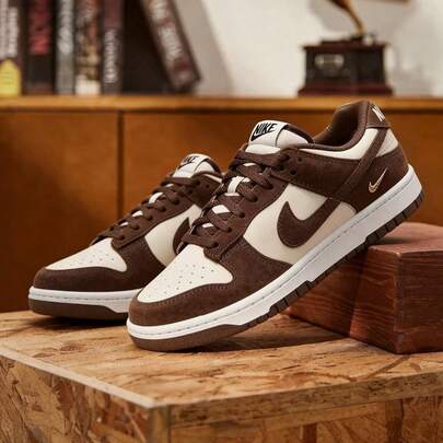 Nike Giày thể thao đế bằng thường ngày dành cho nữ