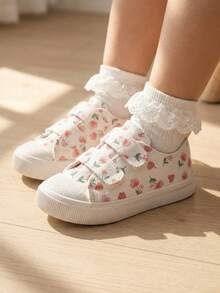 1 đôi giày bệt cổ thấp bằng vải màu trắng in hình hoa dâu tây và trái tim, thích hợp cho bé gái mang hàng ngày vào mùa xuân (Họa tiết ngẫu nhiên) - trắng - Xem 2