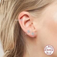 1 Pair Fashion Dainty 5 4-Prong Moissanite Stud Earrings 925 Sterling Silver For Women Daily Wear Party Anniversary Valentine's Day Wedding Bridal Jewelry - Silver - View 2