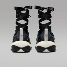 Giày thể thao nữ WMNS JORDAN POINTE, kiểu dáng cổ thấp IB8597-001 - màu đen - Xem 5