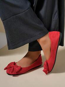 别致蝴蝶结女士经典圆头平底鞋 - 套脚软底圆头女鞋，轻便舒适 - 时尚蝴蝶结设计尽显优雅 - 经典、时尚、优雅、百搭 - 紅色-尖蝴蝶結 - 查看 4