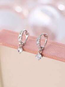 一对简约锆石小耳夹，精致时尚的镶钻戒指耳环，易于搭配 - 銀色 - 查看 3