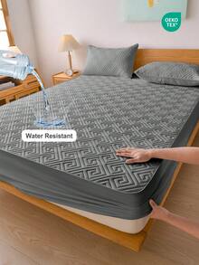 1pc Waterproof Solid Color Fitted Sheet, Skin-Friendly Mattress Protector, Dust-Proof & Moisture-Proof Mattress Cover, Ultrasonic Embossed Suitable For All Size Mattresses, Bedding Gift, Machine Washable - Dark Grey - View 2