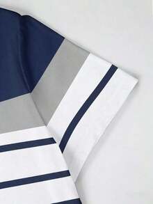 Camiseta blanca de mujer con estampado de rayas azul marino y patrón geométrico en contraste, perfecta para el verano, camiseta elegante, regalo para una hermana, regalo para mamá, regalo para el Día de la Madre, top casual y a la moda. - Colores mixtos - Ver 4