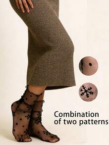 1 Đôi tất cổ ngắn nữ màu đen họa tiết bông tuyết và chấm bi, chất liệu lưới xuyên thấu, có bèo nhún | Thiết kế bèo nhún xếp lớp | Phong cách Y2K cá tính, ngọt ngào, phù hợp cho trang phục đường phố và dự tiệc. - Nhiều màu - Xem 4