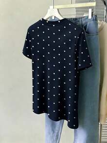 Camiseta de mujer con estampado completo de lunares sobre fondo azul marino, estilo lindo, adecuada para el verano, camiseta a la moda, camiseta hermosa, regalo para hermanos y hermanas, regalo para hermanas, regalo para mamá, regalo para el Día de la Madre, top casual a la moda. - Colores mixtos - Ver 2