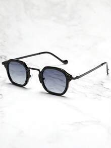 1 Pair Unisex Square Retro Casual Chic Sunglasses - Multicolor - View 14