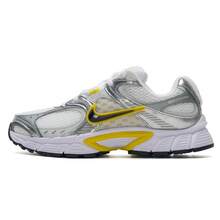 Nike W V5 RNR 女款休闲鞋 HQ7901-105 - 白黑/灰 - 查看 1
