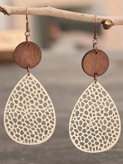 New Stylish And Versatile Vintage Teardrop-Shaped Hollow Leather And Wood Combination Mesh Earrings For Women, Featuring A Bohemian Design