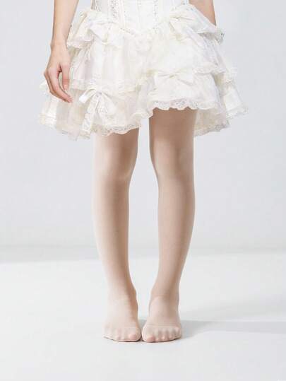 1条春夏儿童/女孩薄款肤色紧身裤，简约百搭弹力修身连裤袜，经典休闲舒适透气打底裤，适合学校活动、聚会、户外活动和日常穿着。