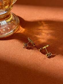 极简奢华G字母耳环，双G耳钉，金色，小众高端优雅耳环，通勤百搭，时尚耳环，跨境热销不锈钢饰品，送给女友/闺蜜的礼物 - G字耳釘 - 查看 6