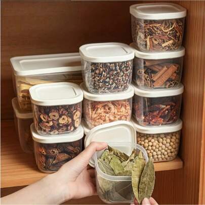 Bộ 6 hộp nhựa trong suốt 120ml, hũ miệng rộng rỗng dùng để đựng thực phẩm khô, các loại hạt, kẹo, gia vị và mật ong, chai nhỏ tái sử dụng để đựng hạt cườm, kem dưỡng da và đồ dùng DIY, hộp đựng thực phẩm nhẹ giúp sắp xếp nhà bếp và gia đình gọn gàng, tuyệt vời cho ngày Quốc khánh, phòng tắm, massage da đầu, tựu trường, du lịch và cuộc sống hàng ngày, quà tặng ngày lễ cho gia đình và bạn bè.