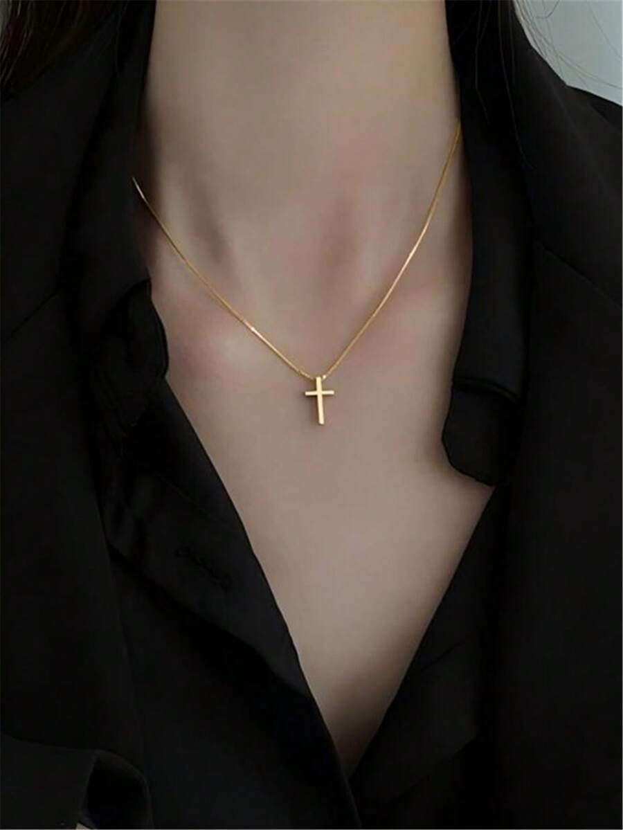 一款时尚简约的抛光十字架吊坠项链，适合女性日常佩戴。 - 金黃色 - 查看 1