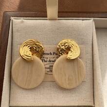 Exquisite Round Stud Earrings, Contrasting Color Luxurious Niche Design, Fashionable Smooth Fresh Versatile Earrings For Women - Star - View 6
