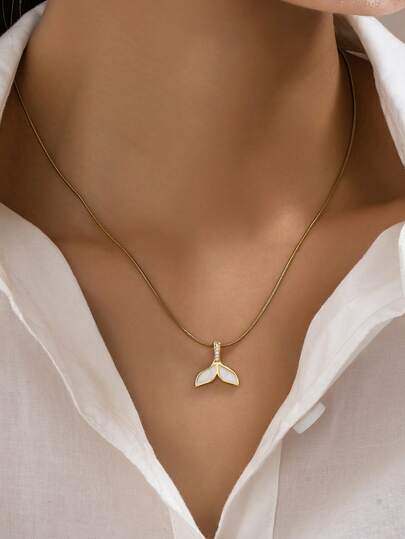 1 Pc 18K Gold Plated Whale Tail Pendant Necklace For Women - Stainless Steel Snake Chain With Mermaid Tail Charm - Minimalist Dainty Beach Necklace For Daily And Vacation Wear