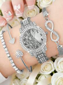 四件套奢华女士石英表套装，浪漫梦幻全钻女士腕表，包含全钻表带石英表、钻石链手链、心形手链和无限符号手链。采用别致的银色和浪漫元素，表圈镶嵌闪耀钻石，表盘生动梦幻，金属表带经久耐用且亲肤。 - 銀色 - 查看 7