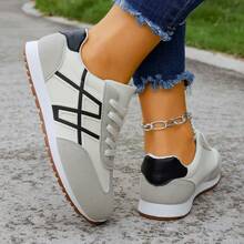 2026 Nuevos tenis de mujer para otoño, versátiles y populares con suela blanda, transpirables y de estilo casual chunky - blanco negro - Ver 4