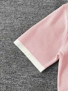2026 Nuevo Conjunto elegante de oficina para mujer, suéter de punto minimalista y de alta gama, diseño de bolsillo con cremallera de contraste de media cremallera, ropa urbana para damas, versátil blusa de manga corta de punto simple, ropa casual de verano para exteriores - Rosa - Ver 4