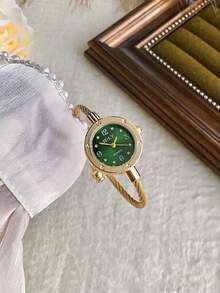 Reloj de cuarzo de mujer con estilo de pulsera, exquisito y de moda, adecuado para combinar con el atuendo diario, regalo ideal para cumpleaños, graduación o fiestas - Dorado - Ver 3