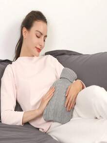 Sticla de apă caldă țesută de 2 l, potrivită pentru terapie caldă/rece, încălzitor pentru mâini și picioare, excelentă pentru crampe menstruale, ameliorarea durerilor de gât și umeri - Multicolor - Vizualizare 3