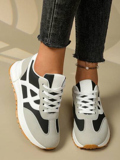 Giày thể thao buộc dây thoáng khí, thích hợp cho mùa xuân, hè, thu, phong cách học đường.