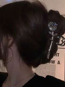 1PC Retro-Style Metallic Rose Flower Letter Double-Sided Hair Clip, Ins-Inspired Minimalist Heart-Shaped Updo Clip, Hair Claw - Silver - View 6