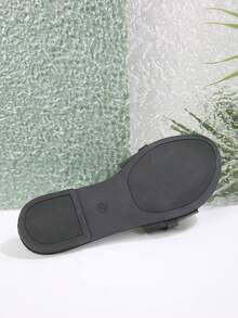 Sandalias de mujer con decoración de rhinestones, cómodas y casuales para uso en exteriores, minimalistas de una sola tira, diapositivas planas negras, de moda, nuevas llegadas de verano - Negro - Ver 9