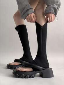 1双黑色休闲压缩袜，侧边条纹带拉链，露趾隐形设计，适合健身塑形，是绝佳的圣诞礼物和独特的新年礼物。 - 彩色 - 查看 4