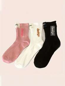 3 đôi tất nữ dài đến giữa bắp chân, kiểu dáng rộng rãi, có lỗ rách, chống trơn trượt, nhãn vải, in chuyển nhiệt và chữ nổi 3D cỡ lớn. - Nhiều màu - Xem 4