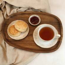 1 Khay gỗ kiểu Á, thích hợp đựng nhiều loại thực phẩm, đồ ăn nhẹ, đồ uống, sushi, bít tết, pizza, món tráng miệng, bánh ngọt và bánh mì. Chiếc khay đa năng này có thể dùng làm khay ăn sáng, khay cà phê hoặc khay đựng đĩa, rất cần thiết cho nhà bếp gia đình và là món quà thiết thực cho mùa tựu trường. - 1 khay lớn có hình dạng không đều - Xem 4